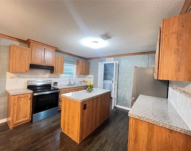 10 Se 69th Avenue - Photo Thumbnail 18