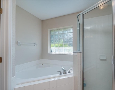 6375 Sw 63rd Street - Photo Thumbnail 21