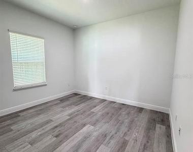 10290 N Biscayne Drive - Photo Thumbnail 24