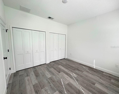 10290 N Biscayne Drive - Photo Thumbnail 23
