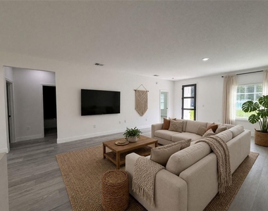 10290 N Biscayne Drive - Photo Thumbnail 5