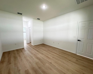 10032 N Deltona Boulevard - Photo Thumbnail 18