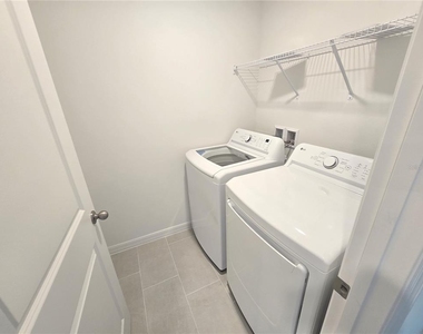 737 Maple Oak Drive - Photo Thumbnail 21