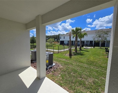 737 Maple Oak Drive - Photo Thumbnail 8