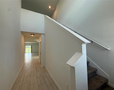 35190 Gravelly Drive - Photo Thumbnail 1