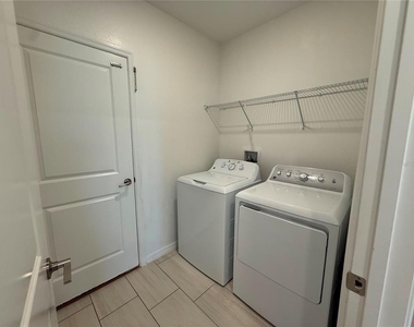 35190 Gravelly Drive - Photo Thumbnail 16