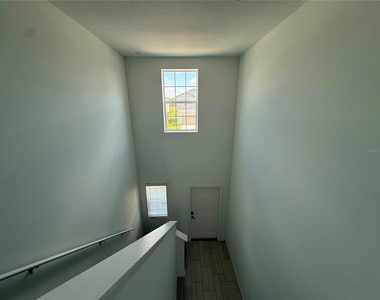35190 Gravelly Drive - Photo Thumbnail 31