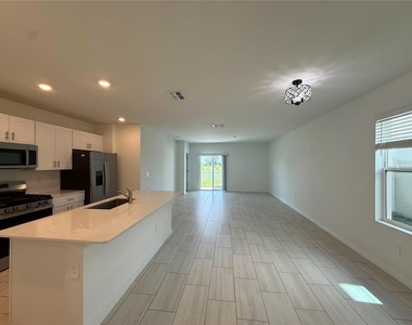 35190 Gravelly Drive - Photo Thumbnail 4