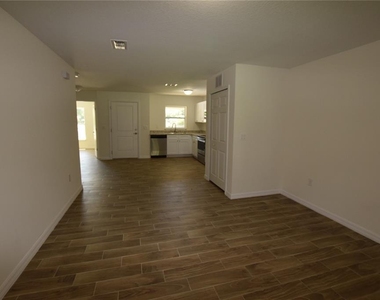 2318 W Cannon Terrace Nw - Photo Thumbnail 6