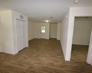 2318 W Cannon Terrace Nw - Photo Thumbnail 14