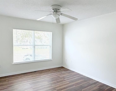 531 Clancy Street - Photo Thumbnail 19