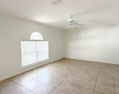 531 Clancy Street - Photo Thumbnail 11