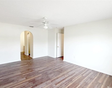 531 Clancy Street - Photo Thumbnail 25