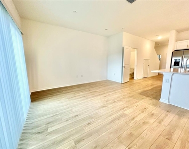 2675 Balmerino Way - Photo Thumbnail 4