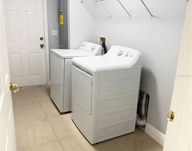 241 Emory Place - Photo Thumbnail 8