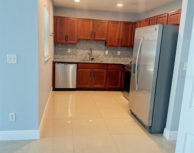 241 Emory Place - Photo Thumbnail 5