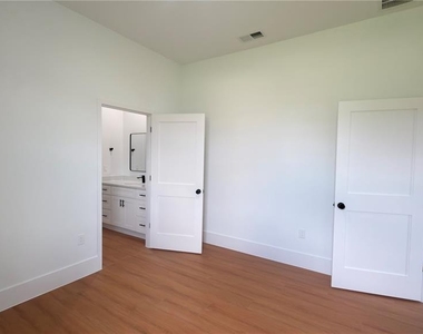 14813 Sw 47 Court - Photo Thumbnail 14