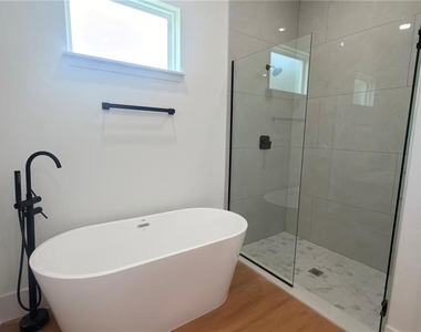 14813 Sw 47 Court - Photo Thumbnail 26