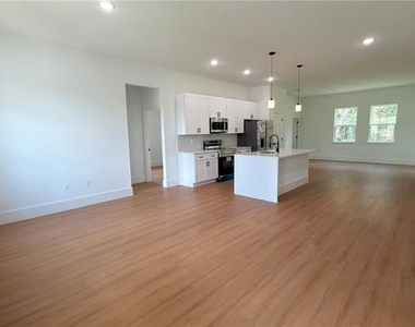 14813 Sw 47 Court - Photo Thumbnail 2