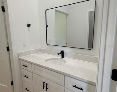 14813 Sw 47 Court - Photo Thumbnail 13