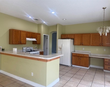 6619 Mangrove Chase Avenue - Photo Thumbnail 4