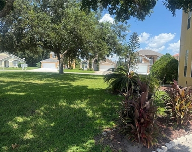 6619 Mangrove Chase Avenue - Photo Thumbnail 13