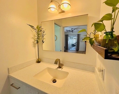 104 Hartwood St Hartwood - Photo Thumbnail 17