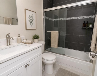 5836 Peregrine Avenue - Photo Thumbnail 15