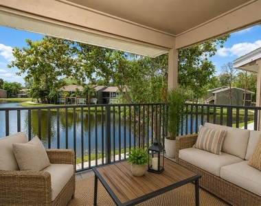 5836 Peregrine Avenue - Photo Thumbnail 16