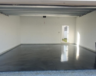 736 Yukon Lane - Photo Thumbnail 25