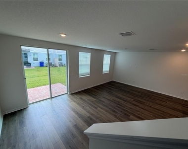 4543 Rangeland Way - Photo Thumbnail 8