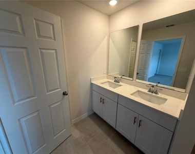 4543 Rangeland Way - Photo Thumbnail 13