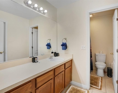 17833 Woodcrest Way - Photo Thumbnail 28