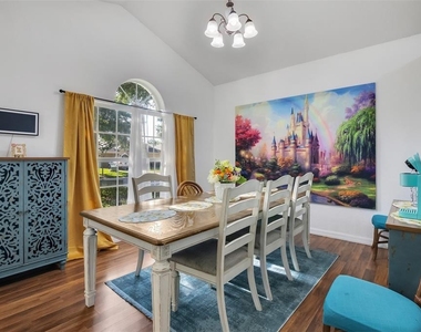 17833 Woodcrest Way - Photo Thumbnail 4