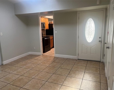 3112 Winfield Street - Photo Thumbnail 4