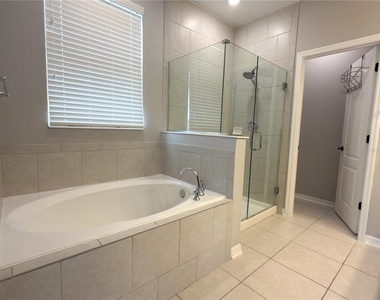 2570 Econ Landing Boulevard - Photo Thumbnail 3