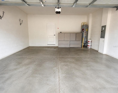2570 Econ Landing Boulevard - Photo Thumbnail 9