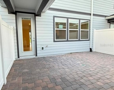 4608 Orchard View Alley - Photo Thumbnail 32