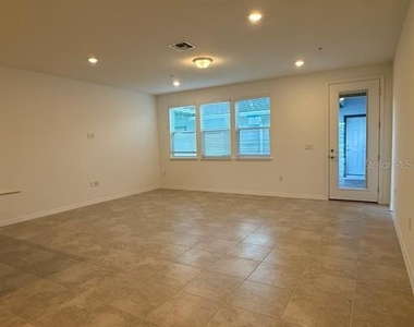 4608 Orchard View Alley - Photo Thumbnail 3