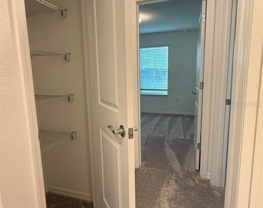 4608 Orchard View Alley - Photo Thumbnail 20
