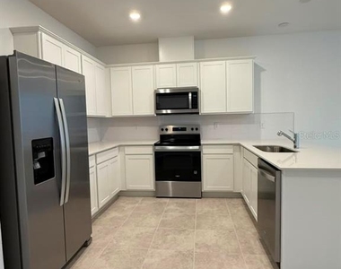4608 Orchard View Alley - Photo Thumbnail 7