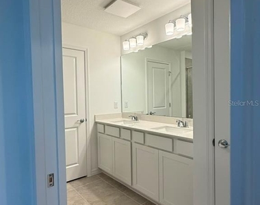 4608 Orchard View Alley - Photo Thumbnail 12