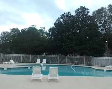 112 Reserve Circle - Photo Thumbnail 10