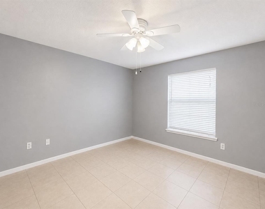 112 Reserve Circle - Photo Thumbnail 6