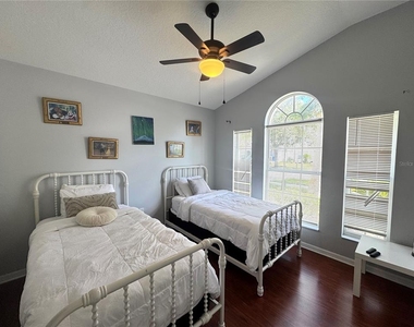 4775 Cumbrian Lakes Drive - Photo Thumbnail 7