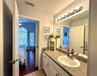 4775 Cumbrian Lakes Drive - Photo Thumbnail 10
