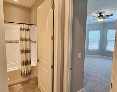 5668 Cantucci Street - Photo Thumbnail 45