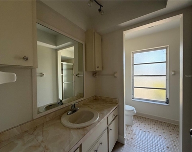635 Harvey Street - Photo Thumbnail 13