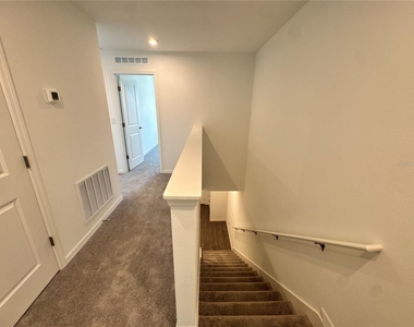 3031 Jessamine Drive - Photo Thumbnail 7