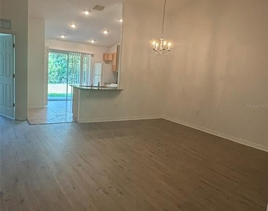 6 Wood Amber Lane - Photo Thumbnail 7